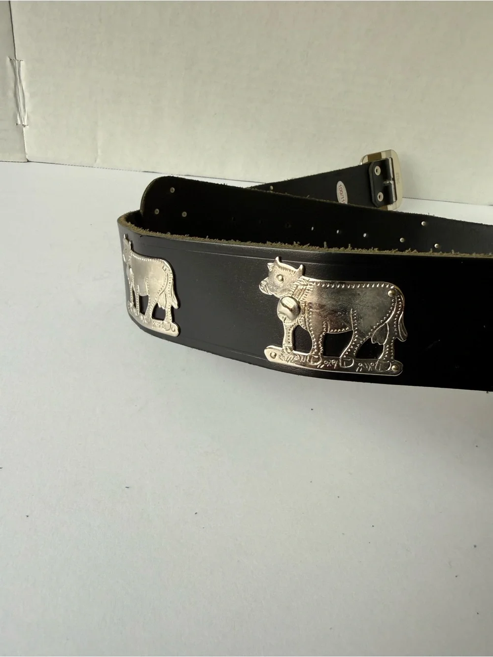 Vintage Etro Leather Belt Men 40-100-115  Made In Switzerland Animal Metal studs